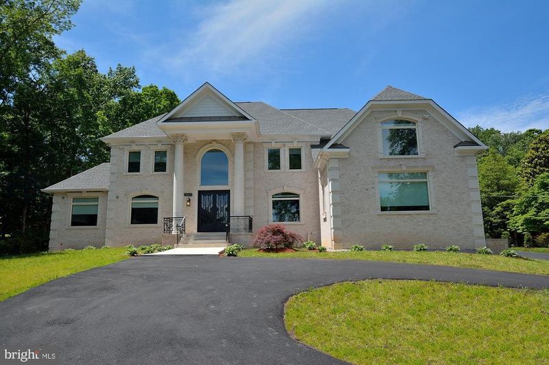 6224 Belleair Rd, Burke, VA 22015