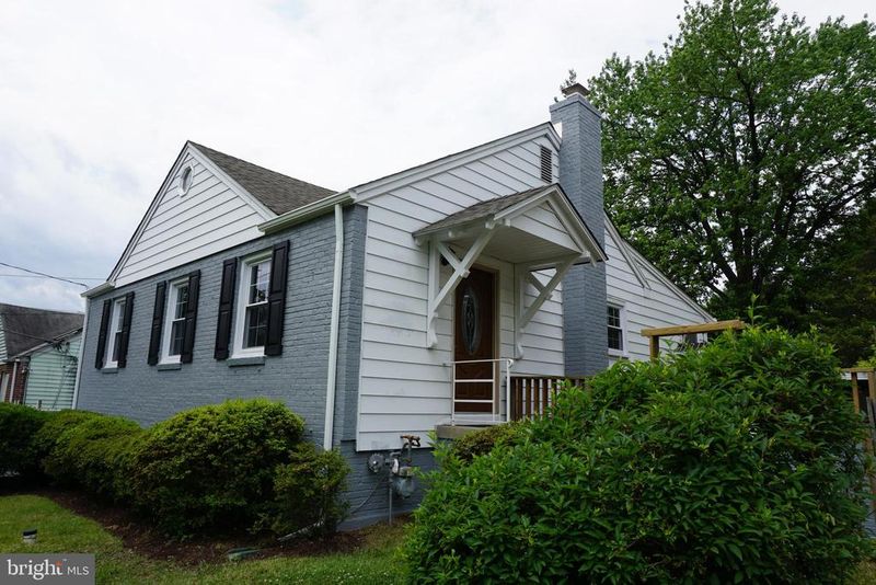 11718 King Tree St, Silver Spring, MD 20902