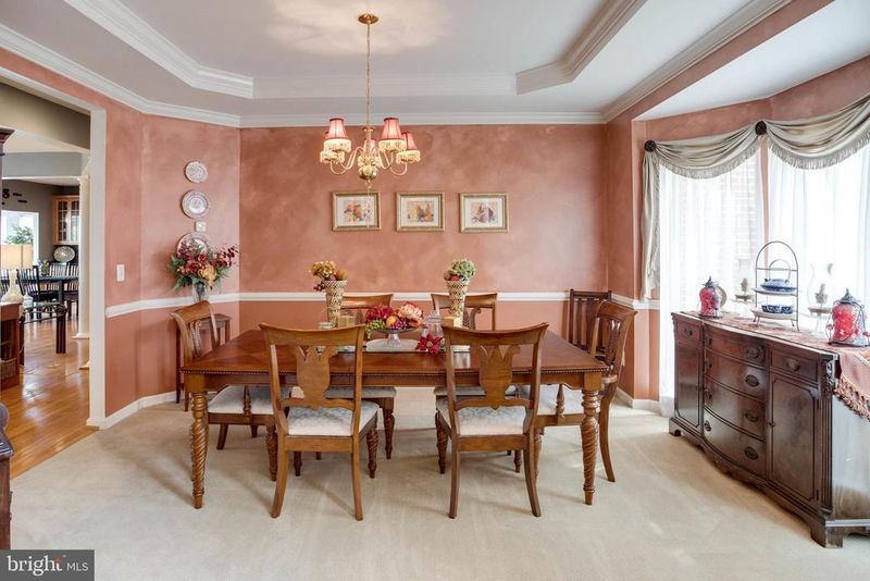 9694 Janet Rose Ct, Manassas, VA 20111