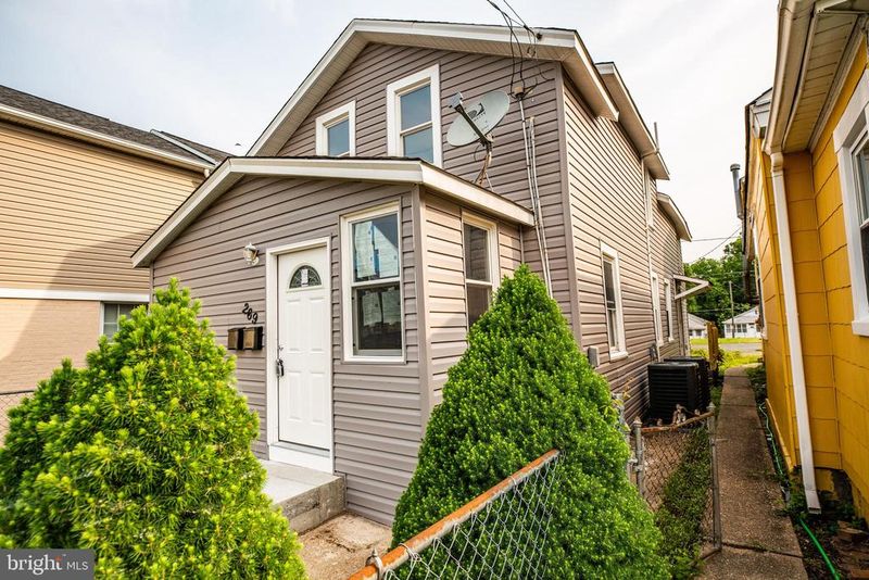 269 Fourth Ave, Quantico, VA 22134