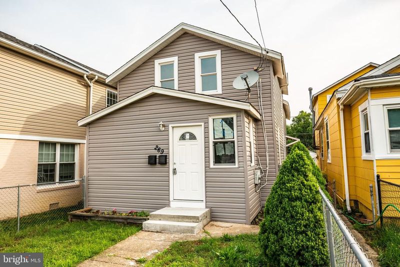 269 Fourth Ave, Quantico, VA 22134