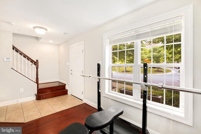 655 Pullman Pl, Gaithersburg, MD 20877