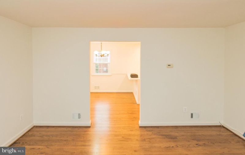 1613 Neely Rd, Silver Spring, MD 20903