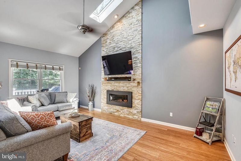 792 Windgate Dr, Annapolis, MD 21409