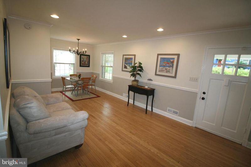 9214 Long Branch Pw, Silver Spring, MD 20901