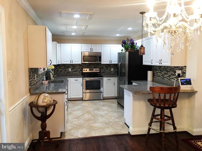 13767 Notley Rd, Silver Spring, MD 20904
