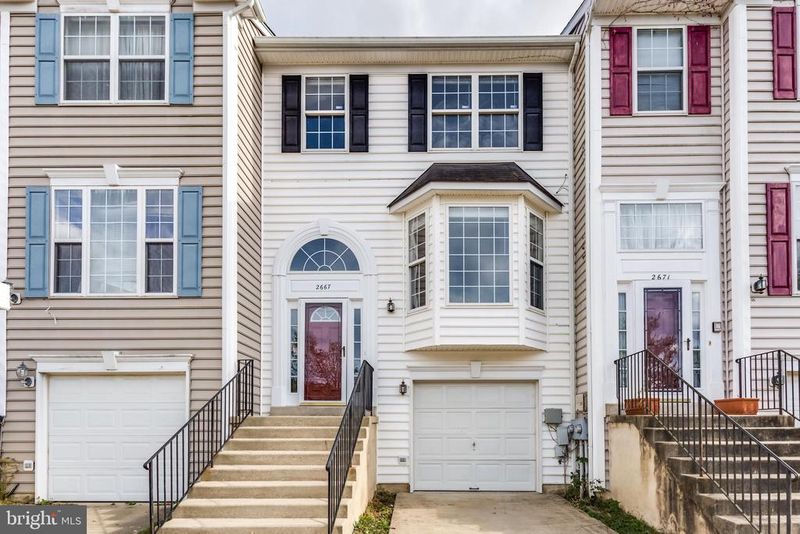 2667 Avon Pl, Waldorf, MD 20601
