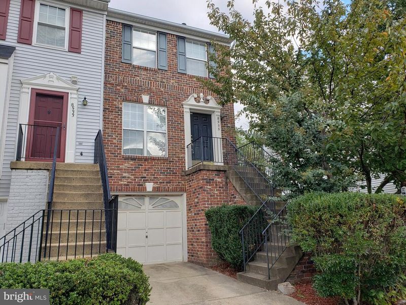 8535 Towne Manor Ct, Alexandria, VA 22309