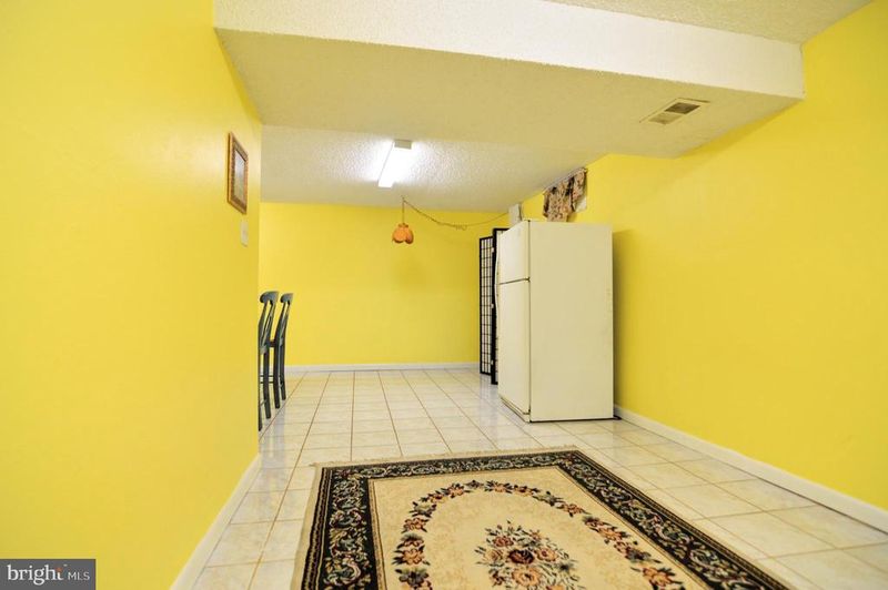 6802 Killarney St, Clinton, MD 20735