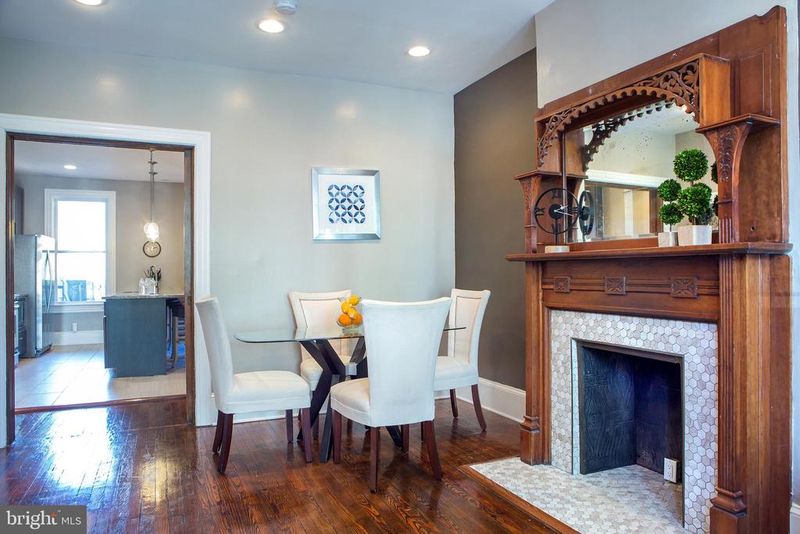 438 10th St NE, Washington, DC 20002