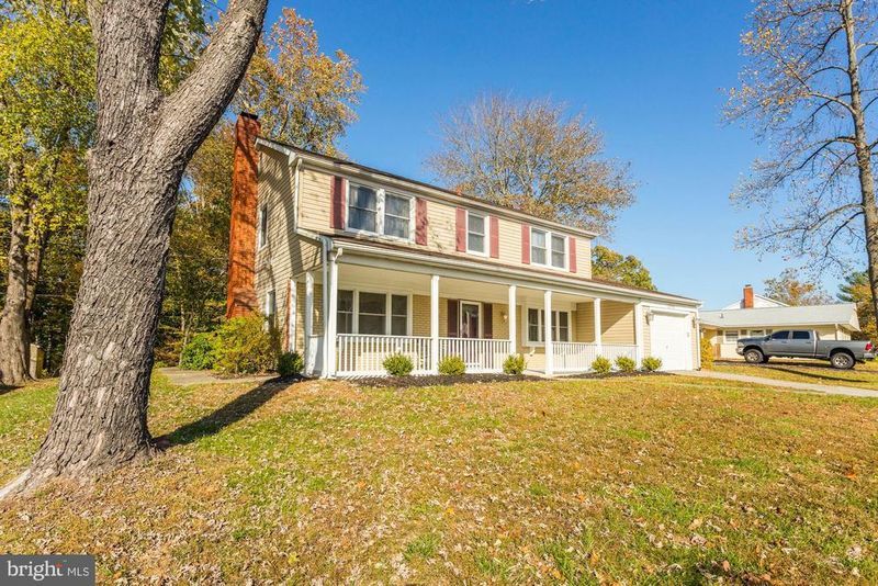 15760 Pointer Ridge Dr, Bowie, MD 20716