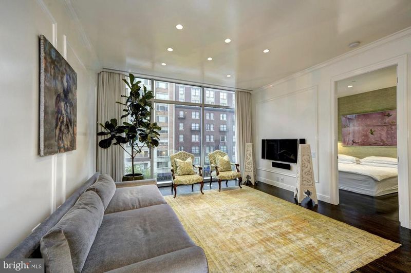 1177 22nd St NW #3H, Washington, DC 20037