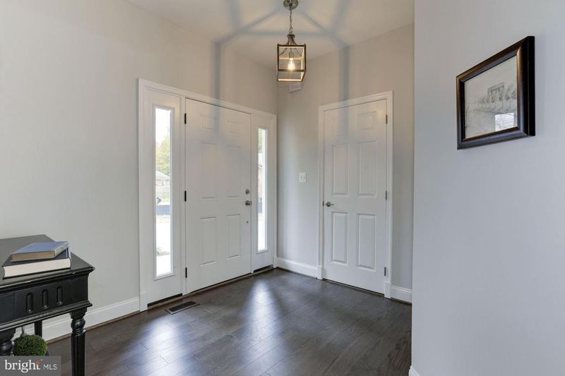 11418 Nairn Rd, Silver Spring, MD 20902