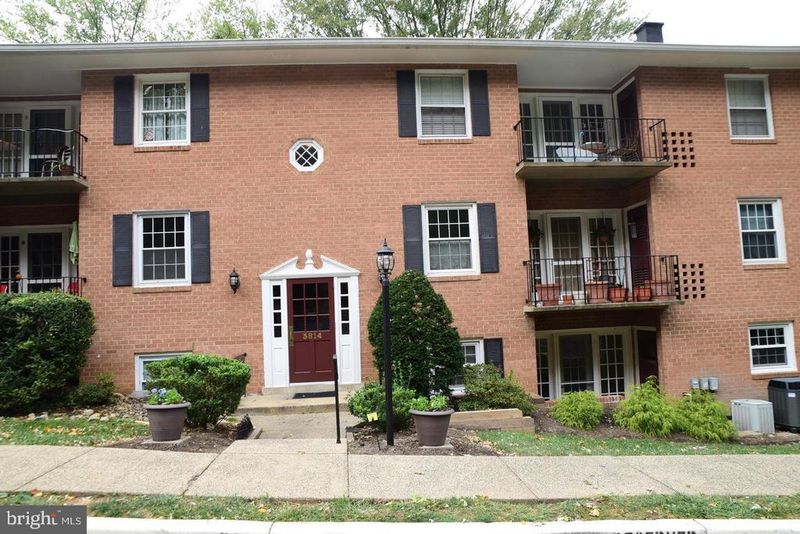 3814 Lyndhurst Dr #103, Fairfax, VA 22031
