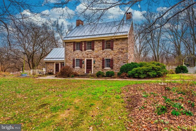 8017 Devilbiss Bridge Rd, Frederick, MD 21701