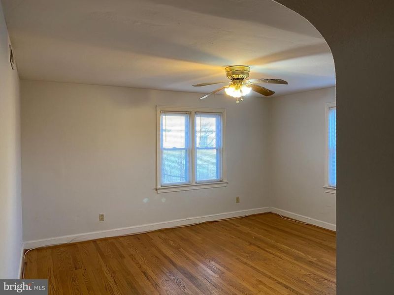 4236 Benning Rd NE #302, Washington, DC 20019
