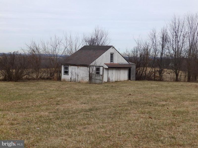 3395 Weldon Rd, New Windsor, MD 21776