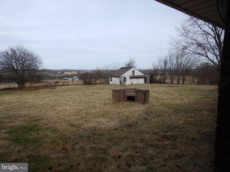 3395 Weldon Rd, New Windsor, MD 21776