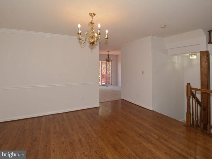 6485 Sharon Kay Ct, Alexandria, VA 22310
