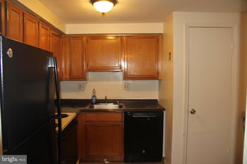 14724 Valiant Ter #14-150, Burtonsville, MD 20866