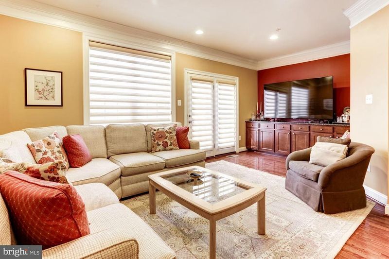 691 Pullman Pl, Gaithersburg, MD 20877