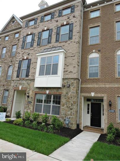 43112 India Wharf Sq, Ashburn, VA 20148