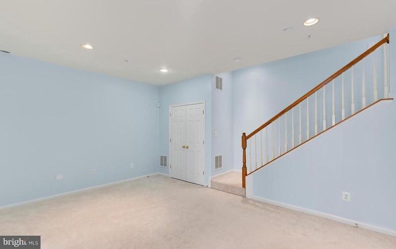 11507 Rabbit Run Ter, Silver Spring, MD 20904