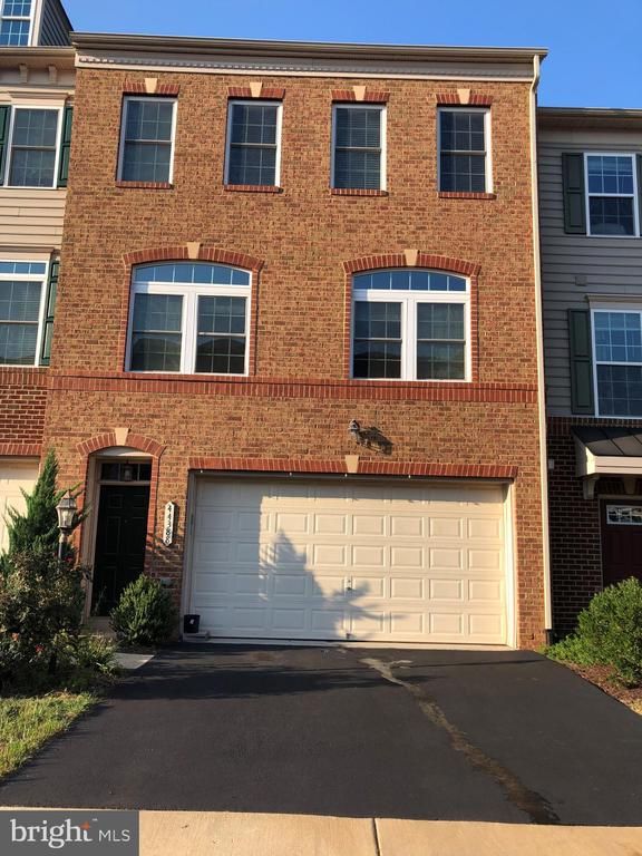 44388 Foxthom Ter, Ashburn, VA 20147