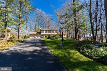 11905 Viewcrest Ter, Silver Spring, MD 20902