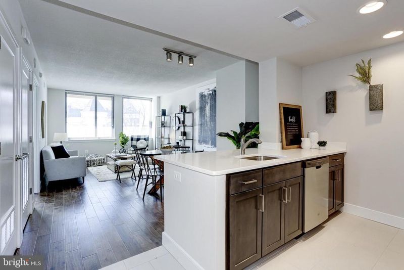 50 Florida Ave NE #924, Washington, DC 20002