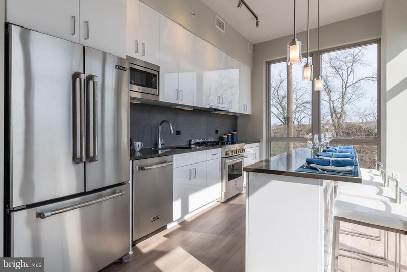 88 V St SW, Washington, DC 20024