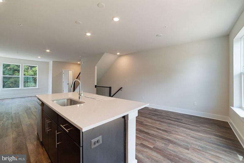9820 Ruby Lockhart Blvd, Mitchellville, MD 20721