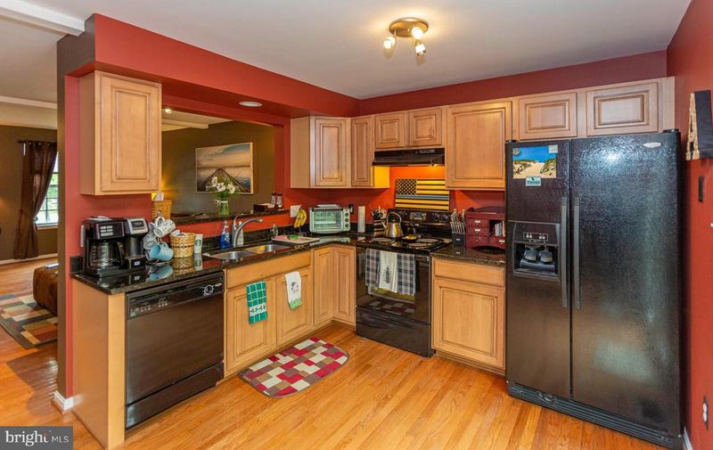 14286 Newbern Loop, Gainesville, VA 20155