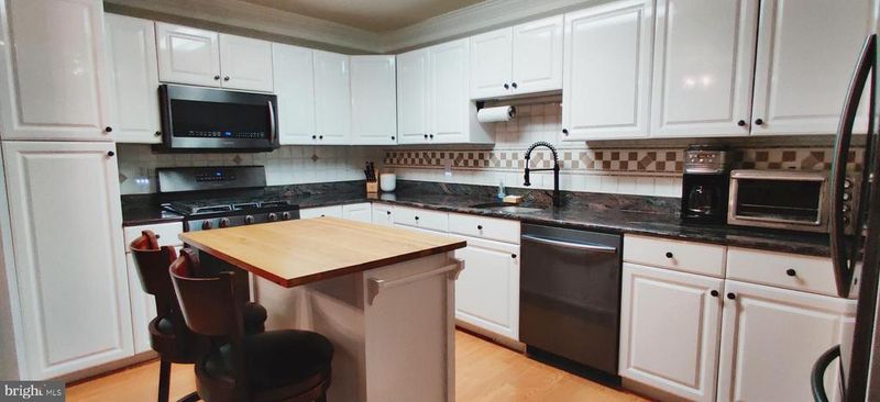 12716 Littleton St, Silver Spring, MD 20906
