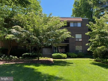 407 Christopher Ave #34, Gaithersburg, MD 20879