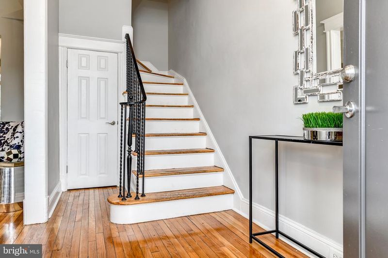 1237 17th St NE, Washington, DC 20002