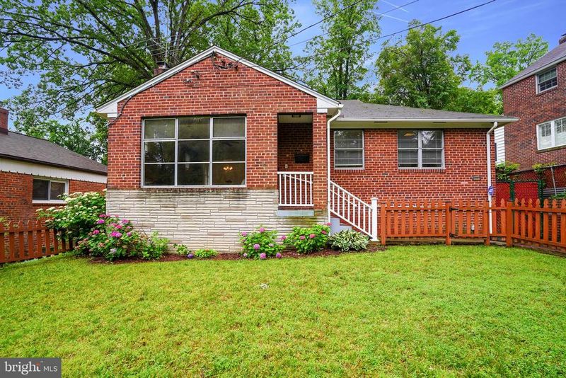 203 E Schuyler Rd, Silver Spring, MD 20901