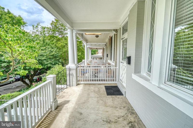 1821 Kilbourne Pl NW, Washington, DC 20010