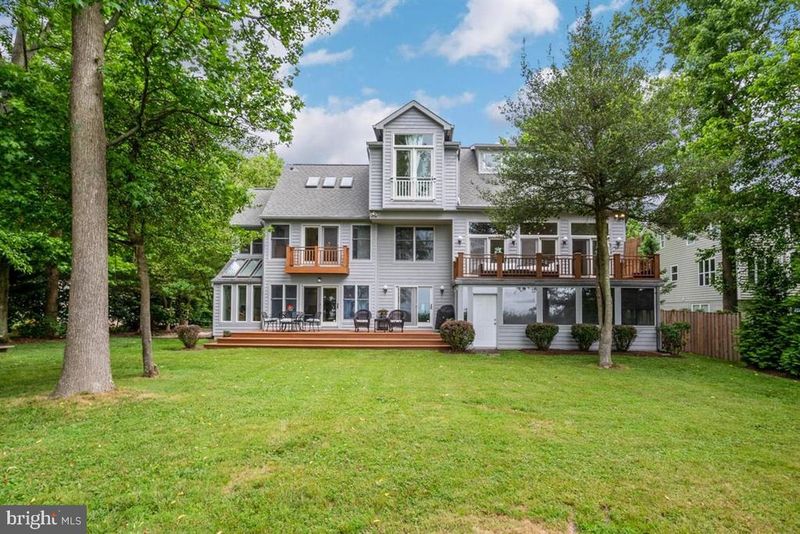 859 Cedar Dr, Deale, MD 20751