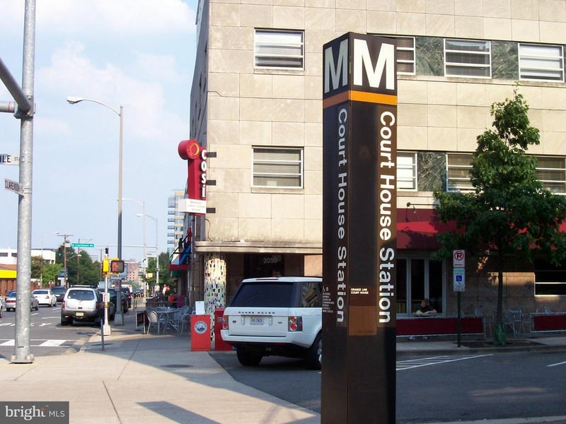 2030 N Adams St #505, Arlington, VA 22201