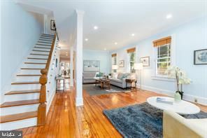 4457 Macarthur Blvd NW, Washington, DC 20007