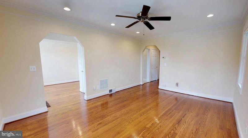 2508 S Kenwood St, Arlington, VA 22206