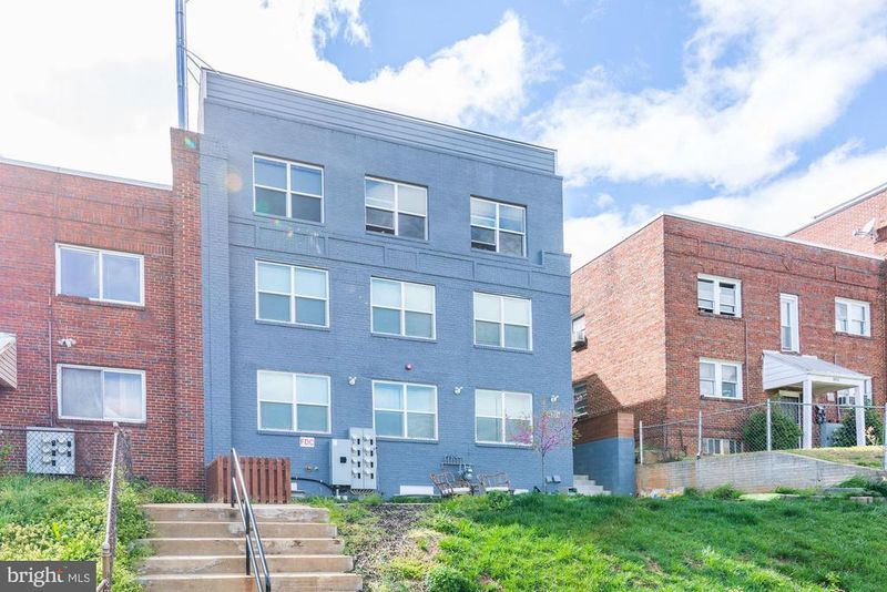 1920 3rd St NE #A, Washington, DC 20002