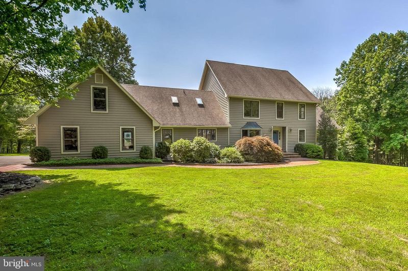 17540 Old Frederick Rd, Mount Airy, MD 21771