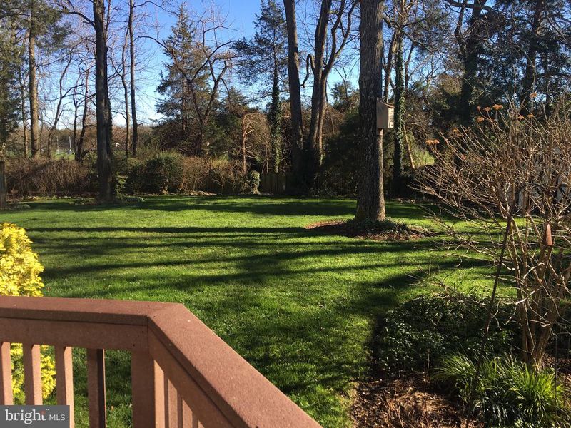 9119 Buckner Rd, Alexandria, VA 22309