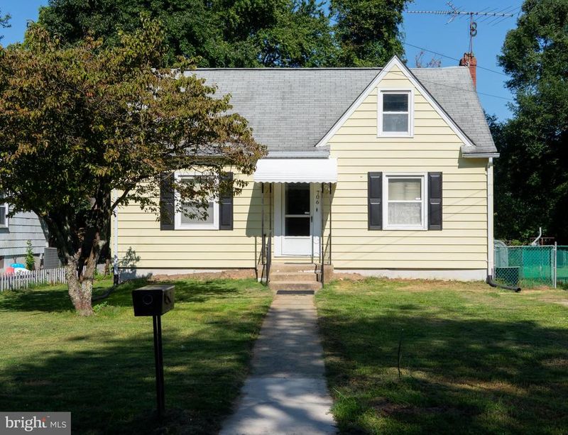 706 Meadowbrook Rd, Glen Burnie, MD 21061