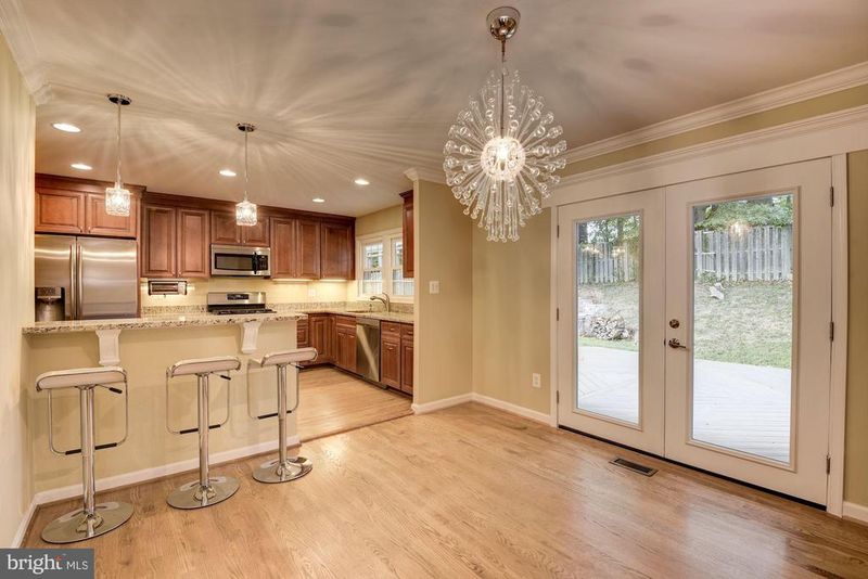 3232 Birchtree Ln, Silver Spring, MD 20906