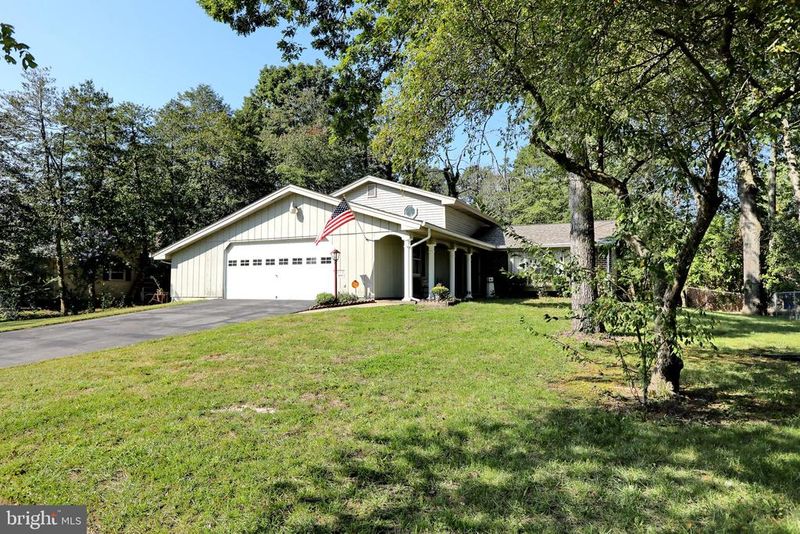3201 Devonshire Rd, Waldorf, MD 20601