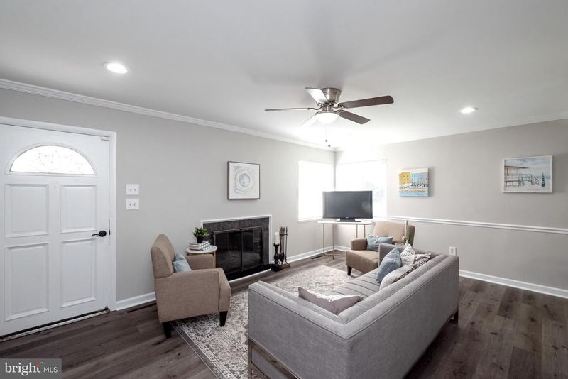 6612 Custer St, Springfield, VA 22150