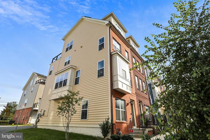 101 Kandinsky Loop, Silver Spring, MD 20906